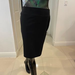 PRADA Black Midi Skirt . Size:42 Pristine Condition. Classic and timeless skirt